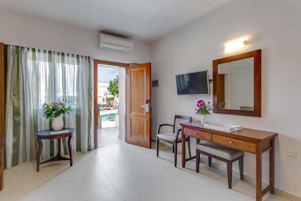 Апартаменты Porto Platanias - Casa Di Porto Экстерьер фото